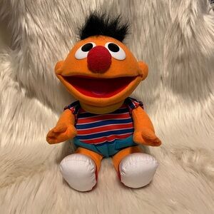 Vintage Tyco TICKLE ME ERNIE Laughing Shaking Doll 12” Plush 1996 Sesame Street